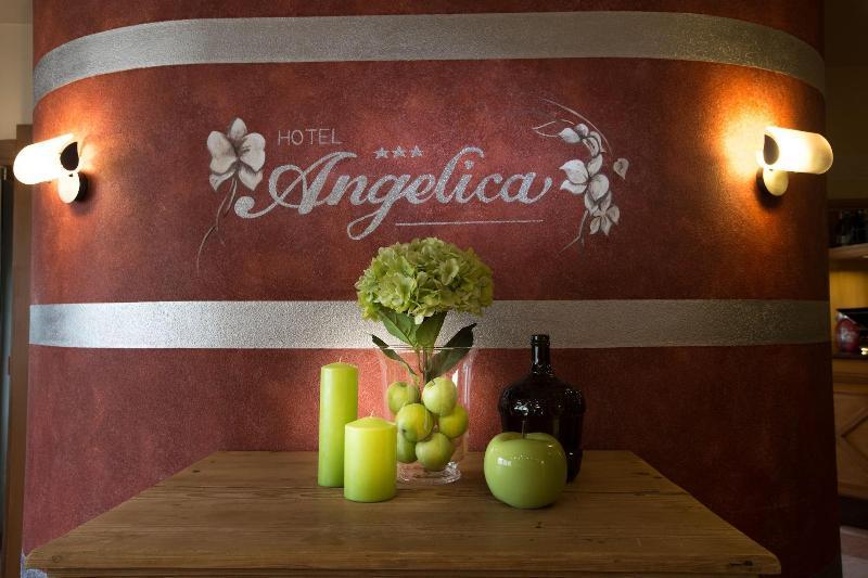 Hotel Angelica 3*