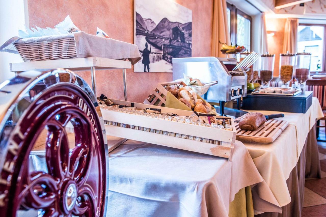 Angelica Hotel 3*
