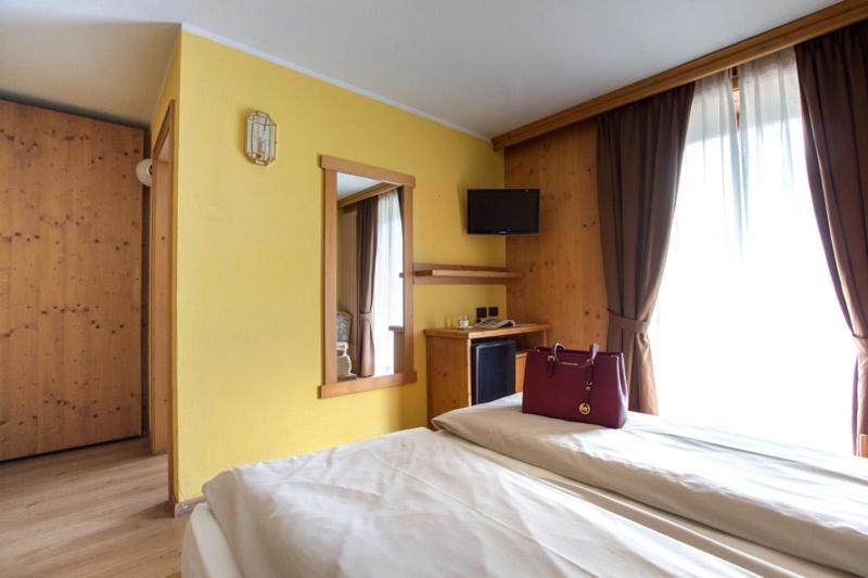 Angelica Hotel 3*